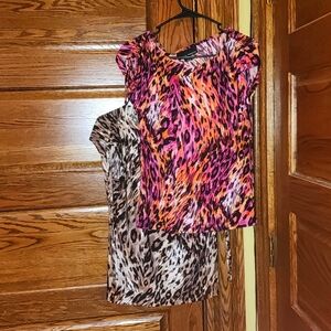 2 super cute tops animal print sz M
